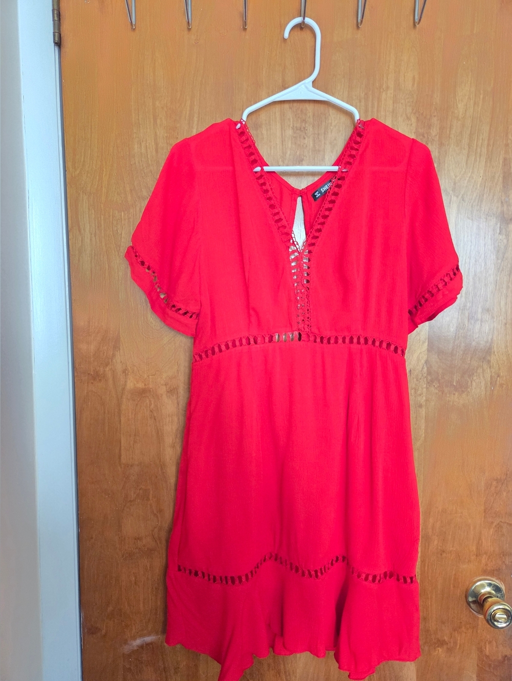 Shein Women’s Red V-Neck Short Sleeve Dress